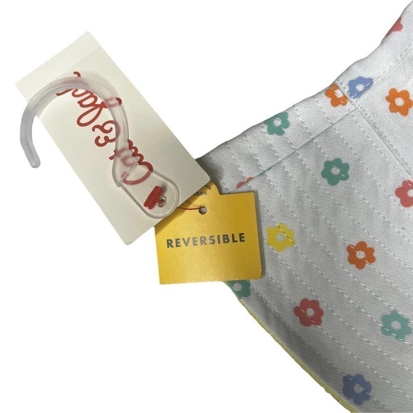 New Girls Cat & Jack Floral/Yellow Reversible Bucket Hat - Picture 2 of 3